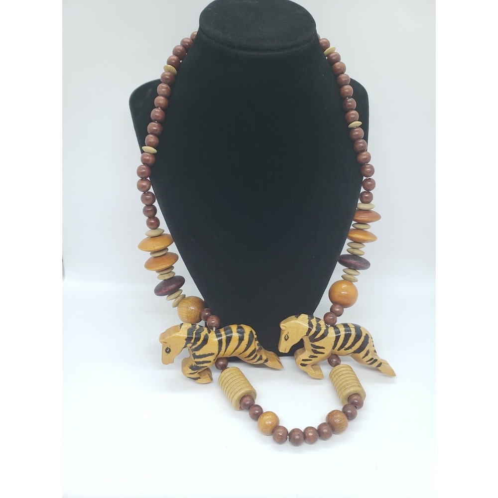 Vtg Chunky Wooden Beaded Carved Animal Zebra Pendant Tribal Necklaces 14" Long